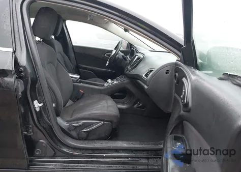 2015 Chrysler 200 Limited из США, поврежденный, VIN 1C3CCCAB7FN642656